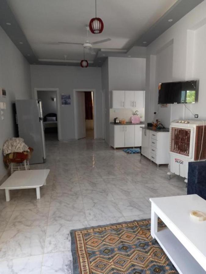 Nefertarie Guest House Luxor Kültér fotó