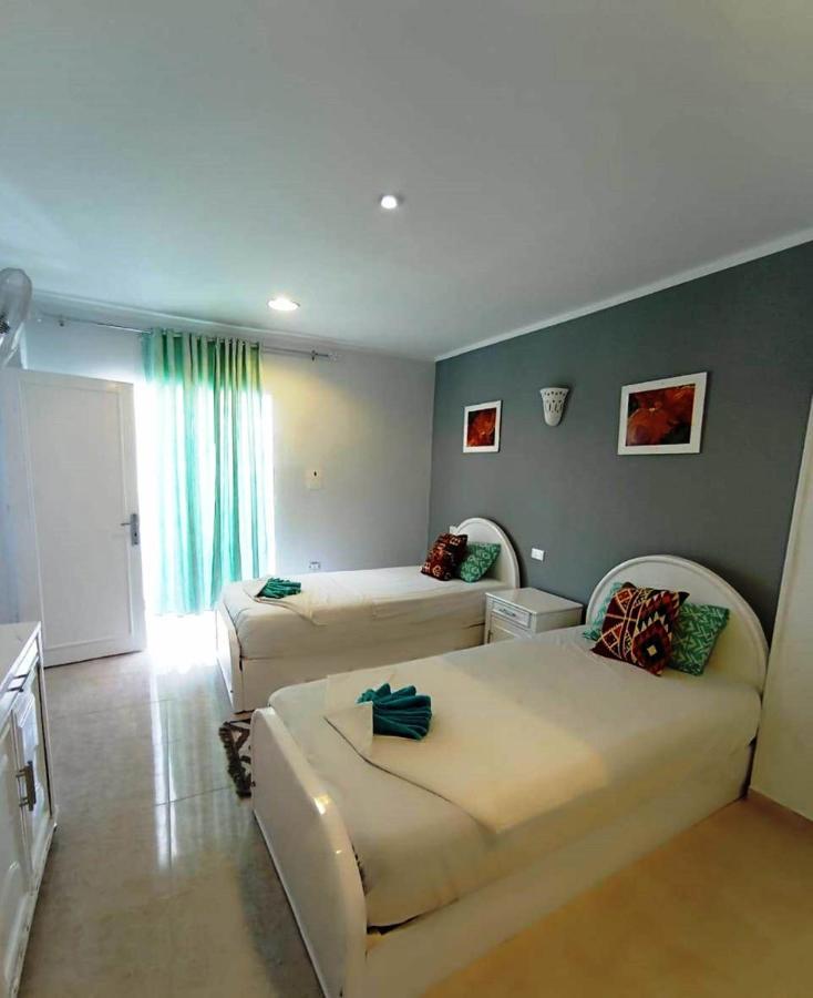 Nefertarie Guest House Luxor Kültér fotó